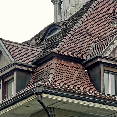 Bank House M 405 - Griwa Rent *